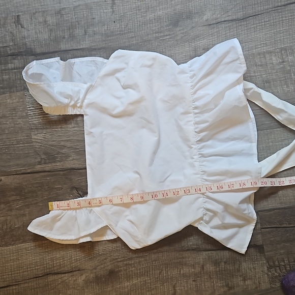 Cute White Top - Picture 6 of 8